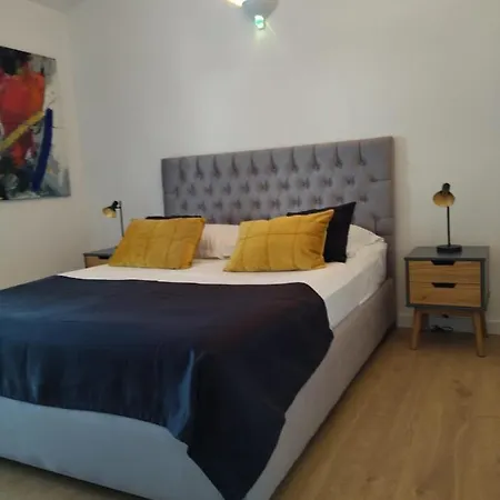 Apartment Prstac
